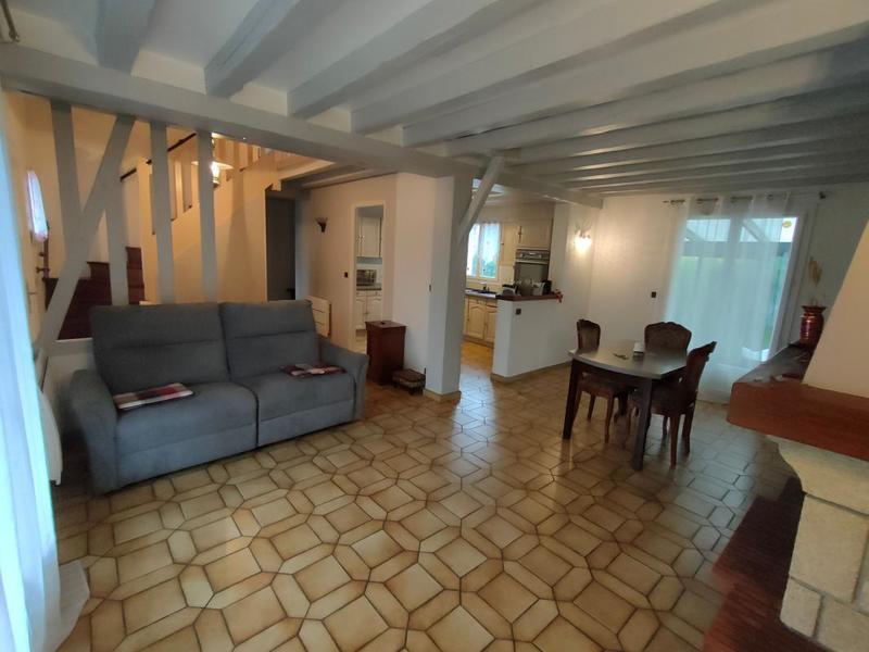 Maison - 99 m² - 4 pièces