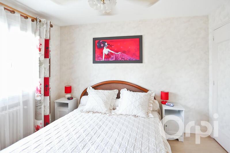 Pavillon - 127 m² - 7 pièces