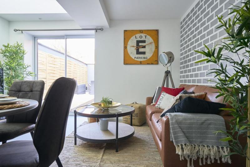 Maison - 88 m² - 6 pièces