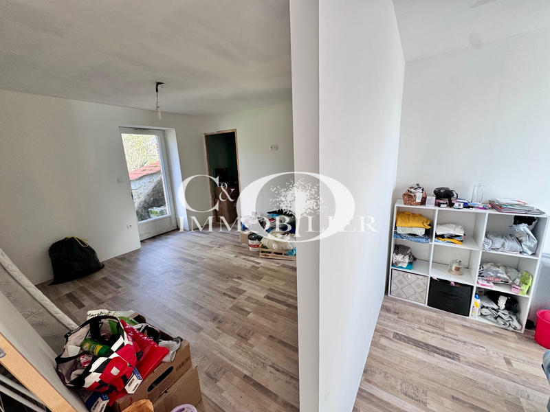 Maison - 122 m² - 4 pièces