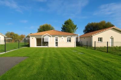 Maison - 107 m² - 4 pièces