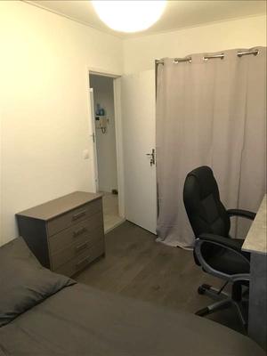 Chambre - 9 m² - 1 pièce