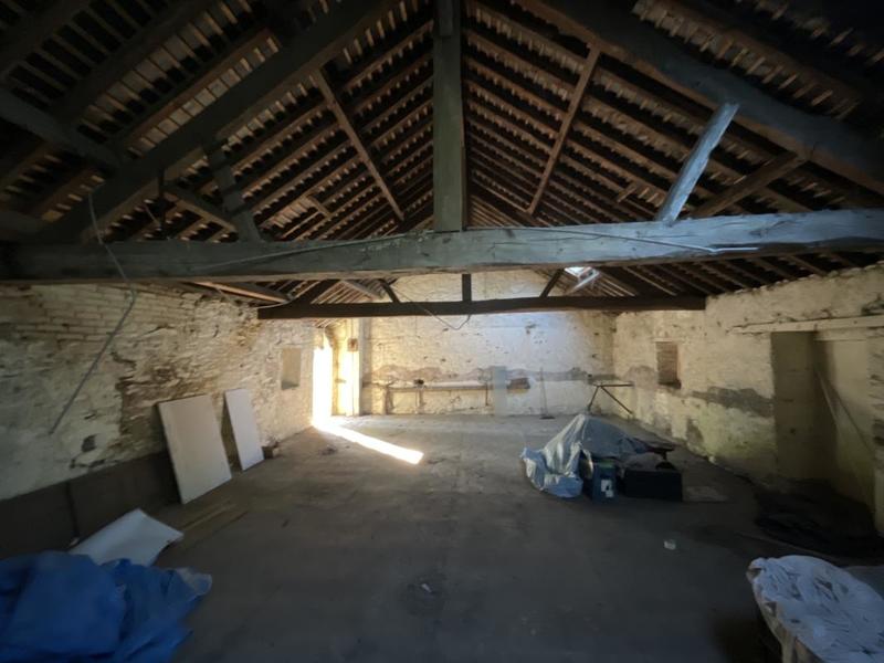 Maison - 222 m² - 10 pièces