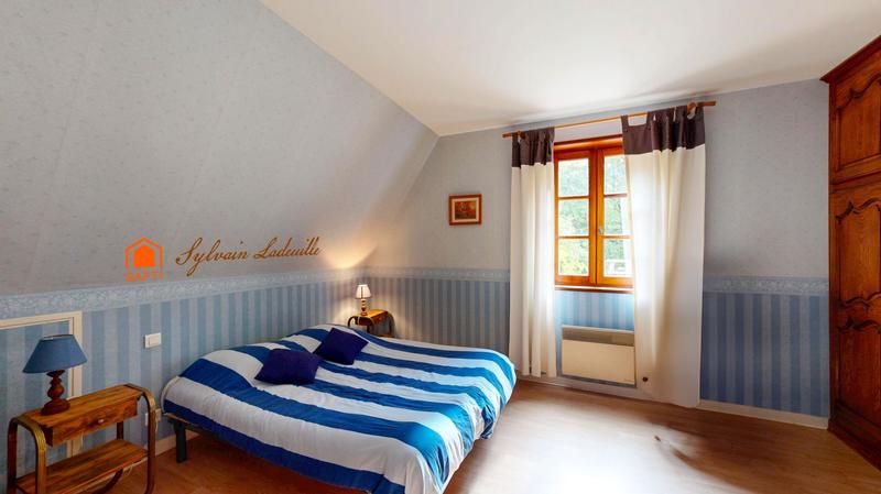 Maison - 142 m² - 5 pièces