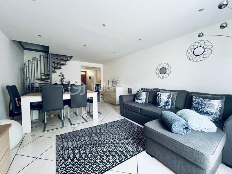 Maison - 100 m² - 5 pièces