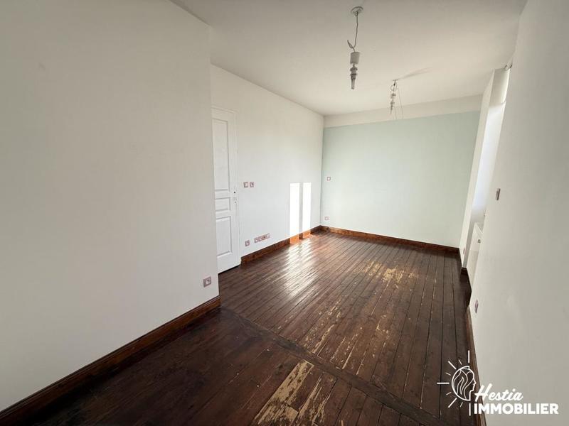 Maison - 98 m² - 5 pièces