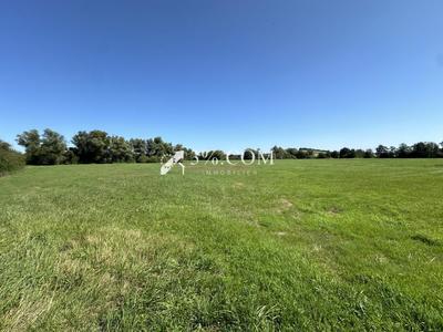 Maison de village - 300 m² - 12 pièces