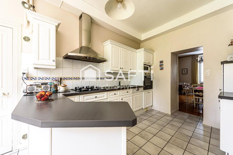 Maison de maîtres - 167 m² - 7 pièces