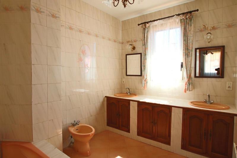 Maison - 184 m² - 5 pièces