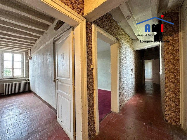 Maison - 215 m² - 9 pièces