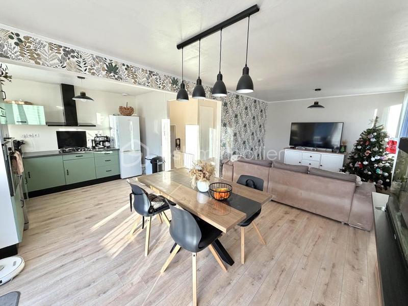 Maison - 100 m² - 6 pièces