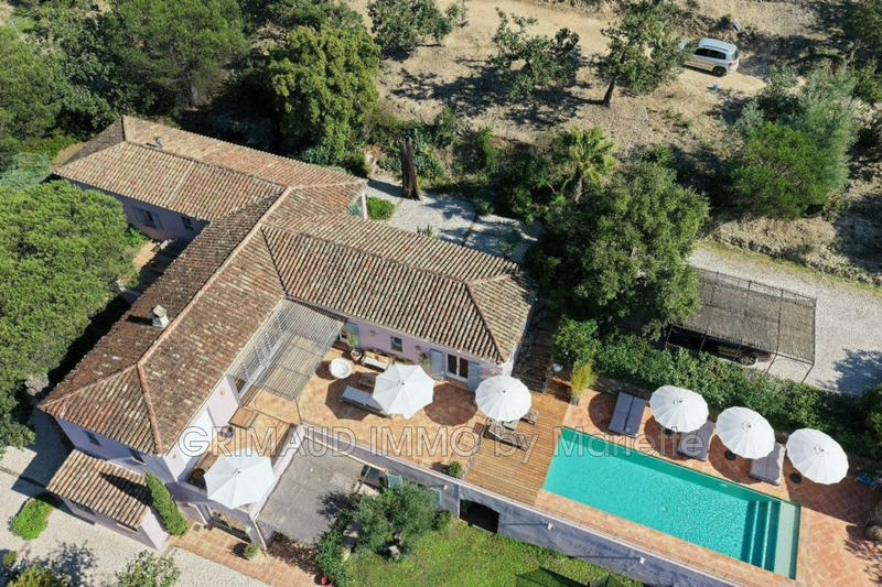 Villa - 280 m² - 10 pièces