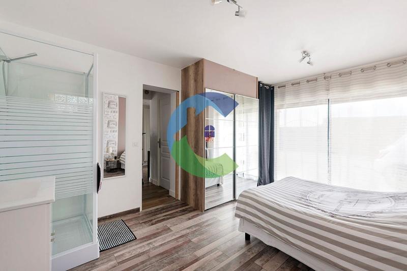 Maison - 190 m² - 7 pièces