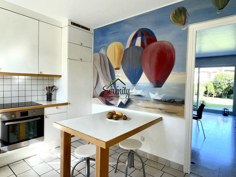 Maison - 198 m² - 8 pièces