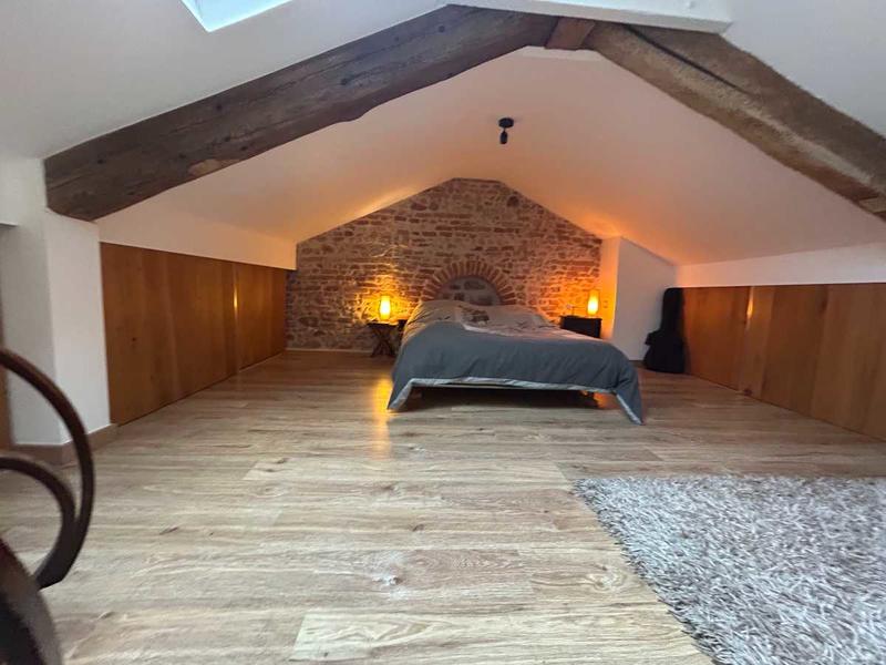 Maison - 234 m² - 10 pièces