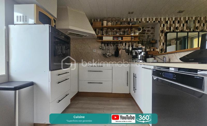 Maison traditionnelle - 85 m² - 4 pièces