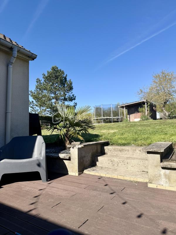 Maison - 215 m² - 8 pièces