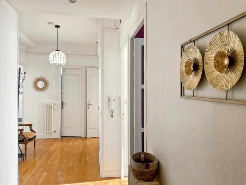 Appartement - 85 m² - 4 pièces