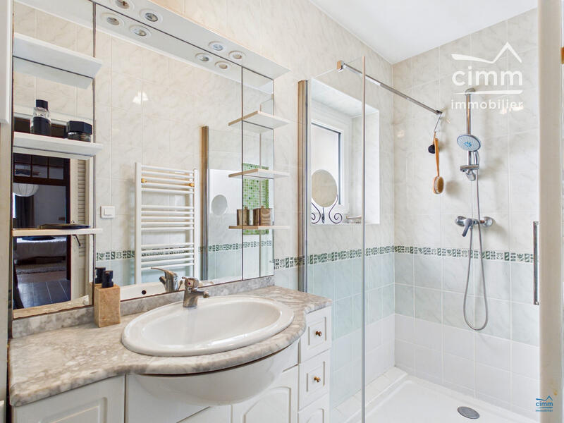 Maison - 120 m² - 3 pièces