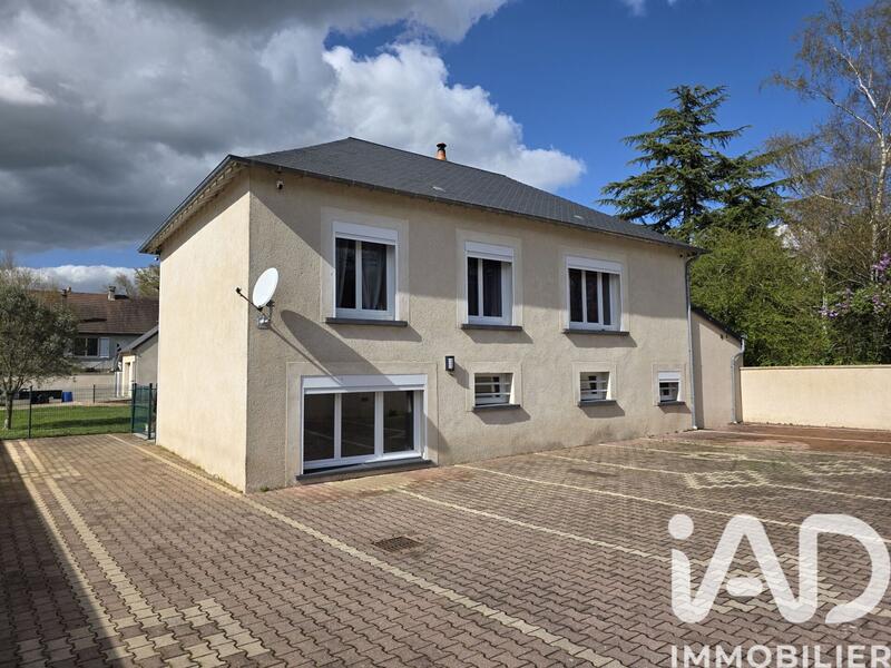 Maison - 138 m² - 6 pièces