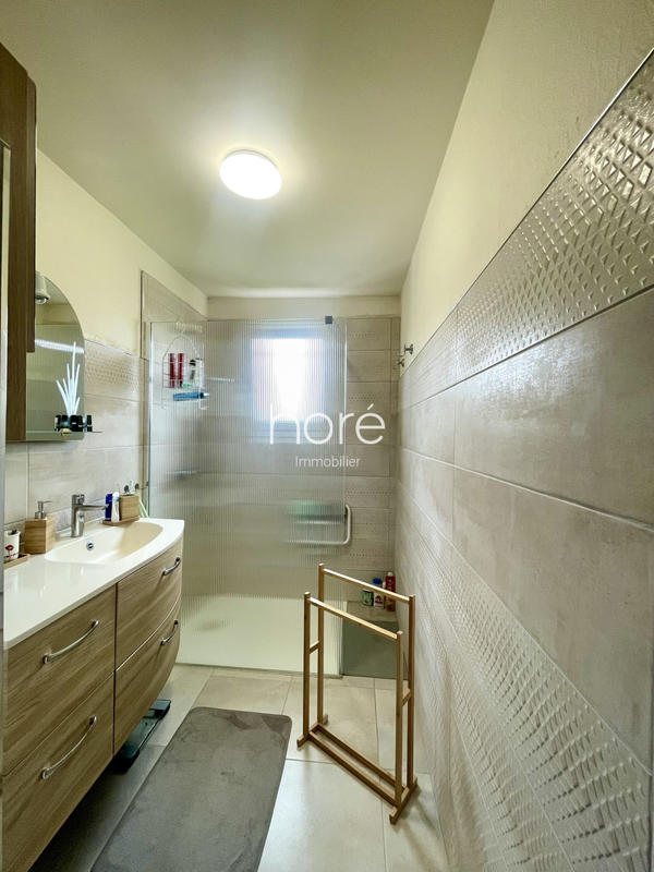 Maison traditionnelle - 113 m² - 5 pièces