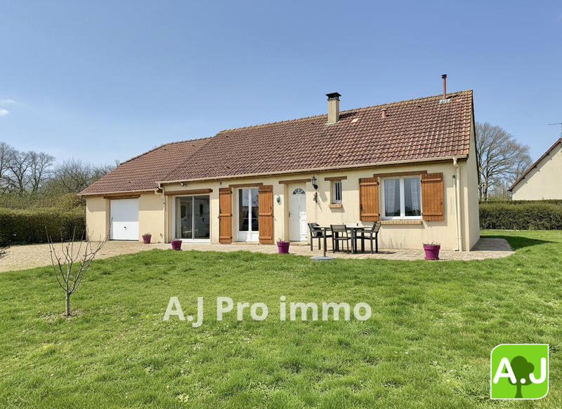Maison traditionnelle - 90 m² - 5 pièces