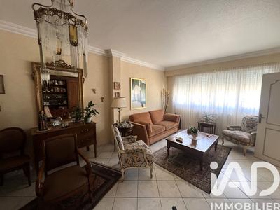 Maison - 143 m² - 5 pièces