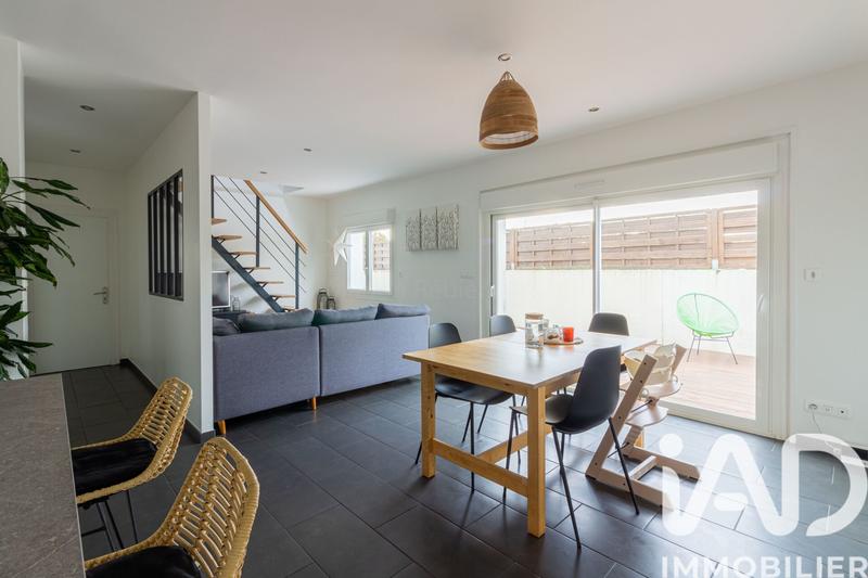 Maison - 100 m² - 4 pièces