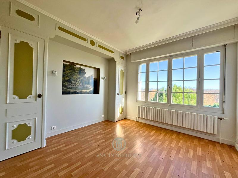 Maison - 162 m² - 6 pièces