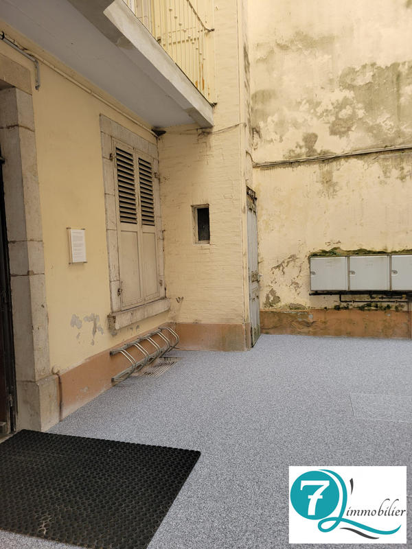 Appartement - 84 m² - 5 pièces