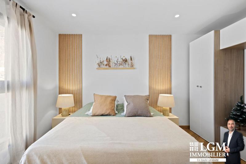 Maison - 182 m² - 5 pièces