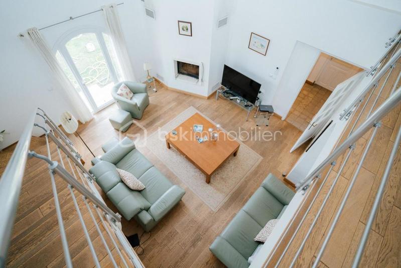 Villa - 160 m² - 5 pièces