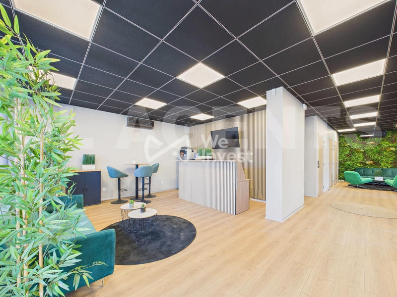 Local commercial - 1 468 m²