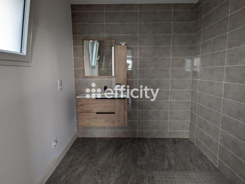 Maison - 165 m² - 6 pièces