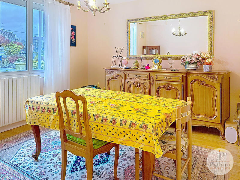 Maison - 82 m² - 5 pièces