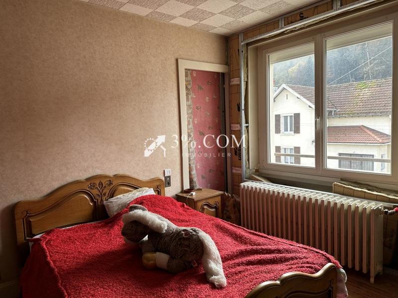 Maison - 80 m² - 4 pièces