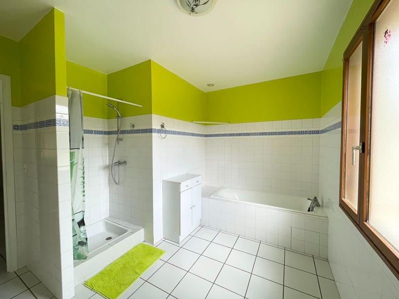 Maison - 103 m² - 4 pièces