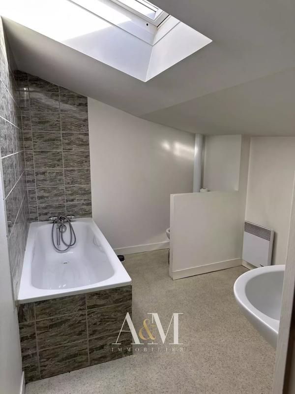 Immeuble - 150 m² - 6 pièces