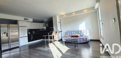 Appartement - 100 m² - 5 pièces