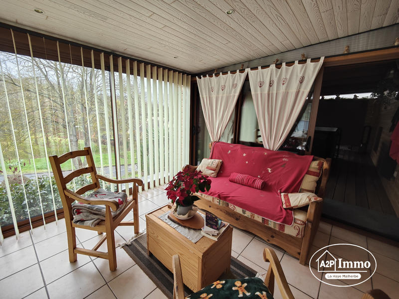 Maison - 170 m² - 10 pièces