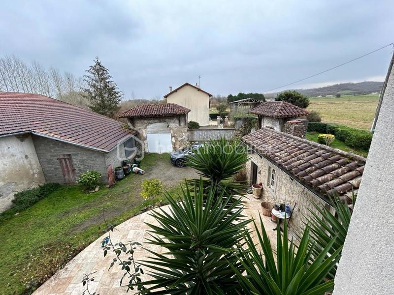 Maison de maîtres - 309 m² - 7 pièces