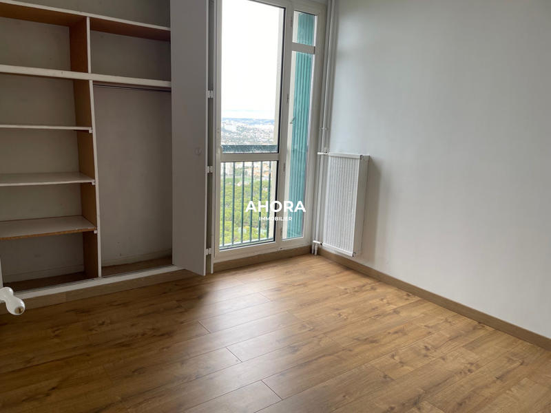 Appartement - 105 m² - 4 pièces
