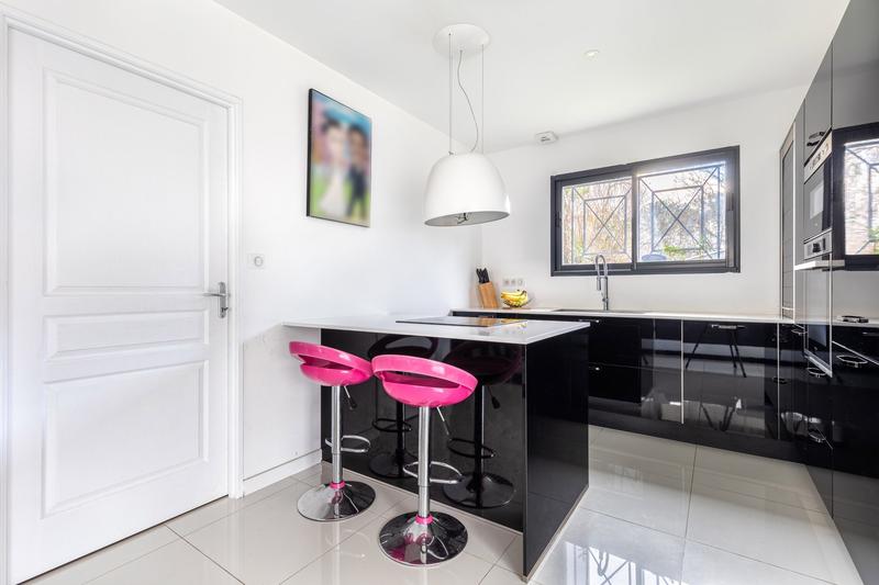 Maison - 142 m² - 5 pièces