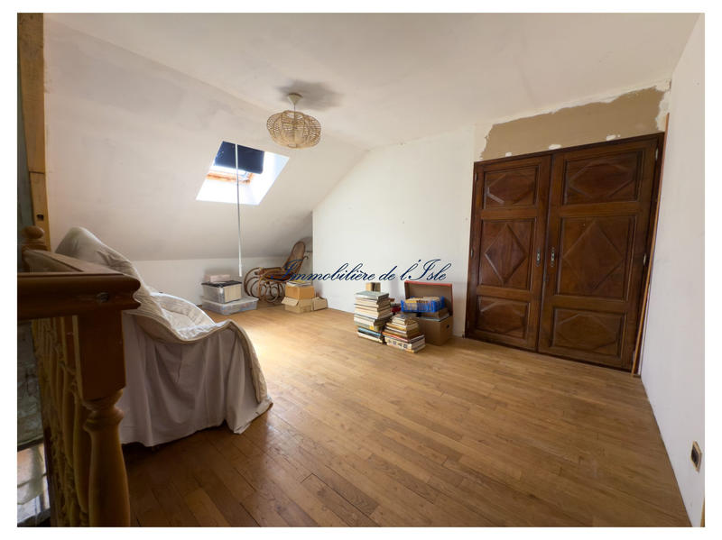 Maison - 105 m² - 4 pièces