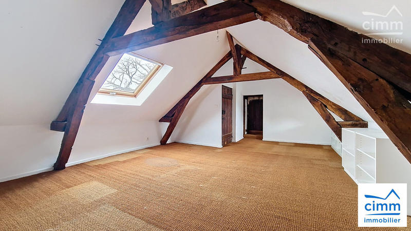 Maison - 209 m² - 7 pièces