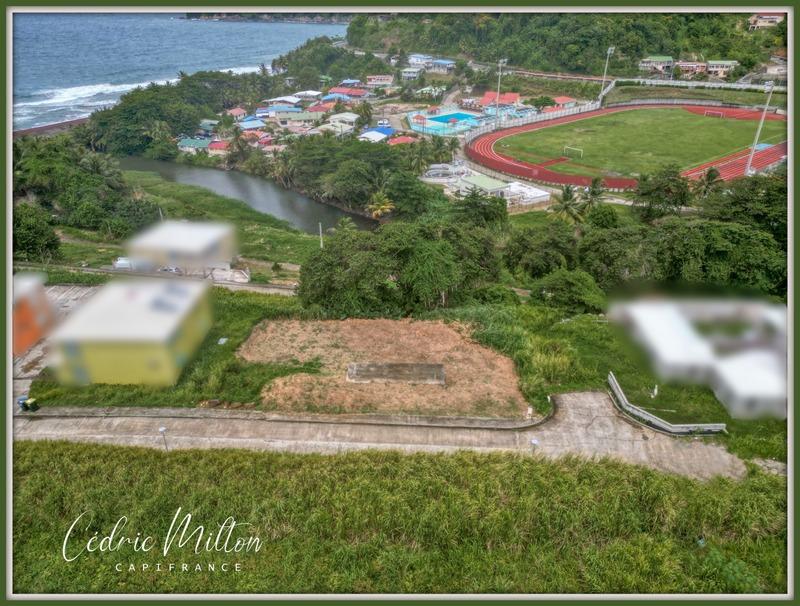 Terrain constructible - 1 232 m²