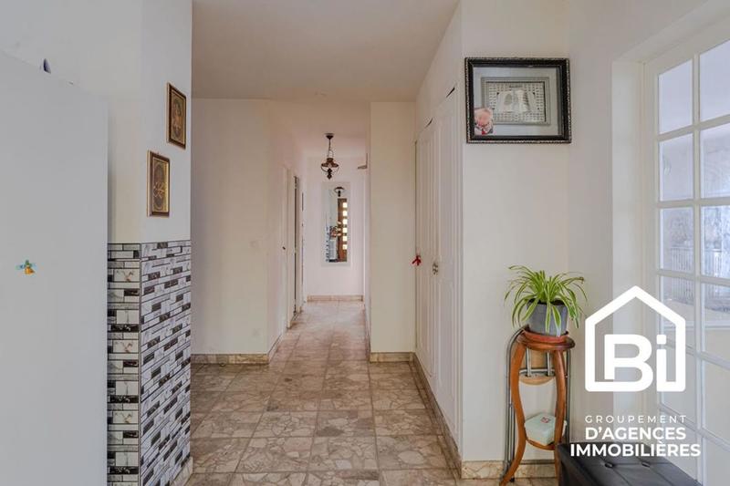 Maison - 151 m² - 5 pièces