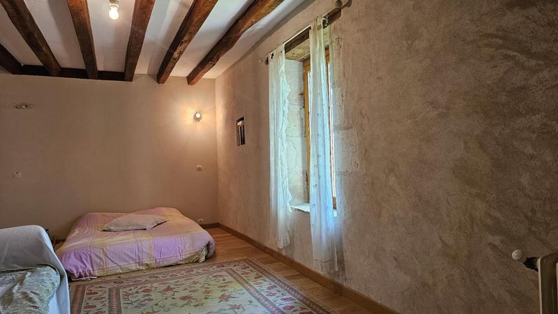 Maison - 216 m² - 8 pièces