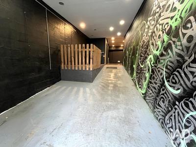 Local commercial - 252 m² - 7 pièces