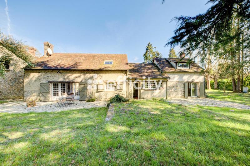 Longère - 420 m² - 10 pièces